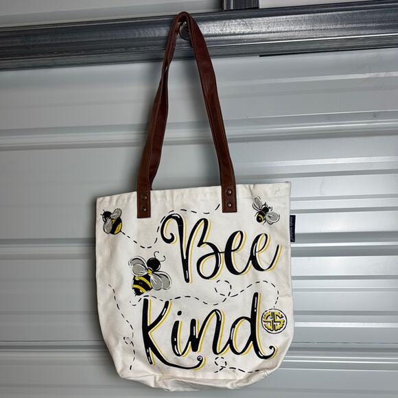 Simply Southern White and Brown Tote with Bee Kind Design - Picture 1 of 9